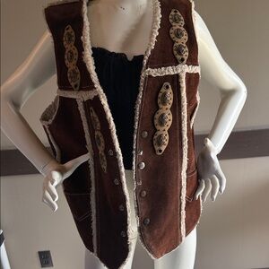Wild West leather Goods leather vest with shearling fur inside